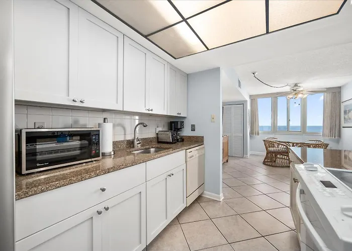 Oceanfront Quay Unit With Outdoor & Indoor Pool Ocean Stadt