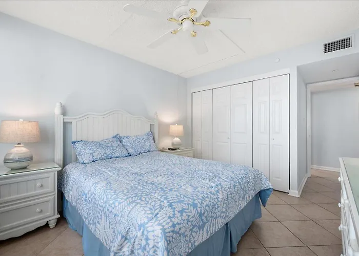 Oceanfront Quay Unit With Outdoor & Indoor Pool * Ocean Stadt