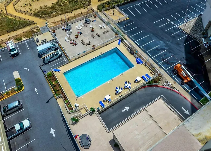 Ferienhaus Oceanfront Quay Unit With Outdoor & Indoor Pool